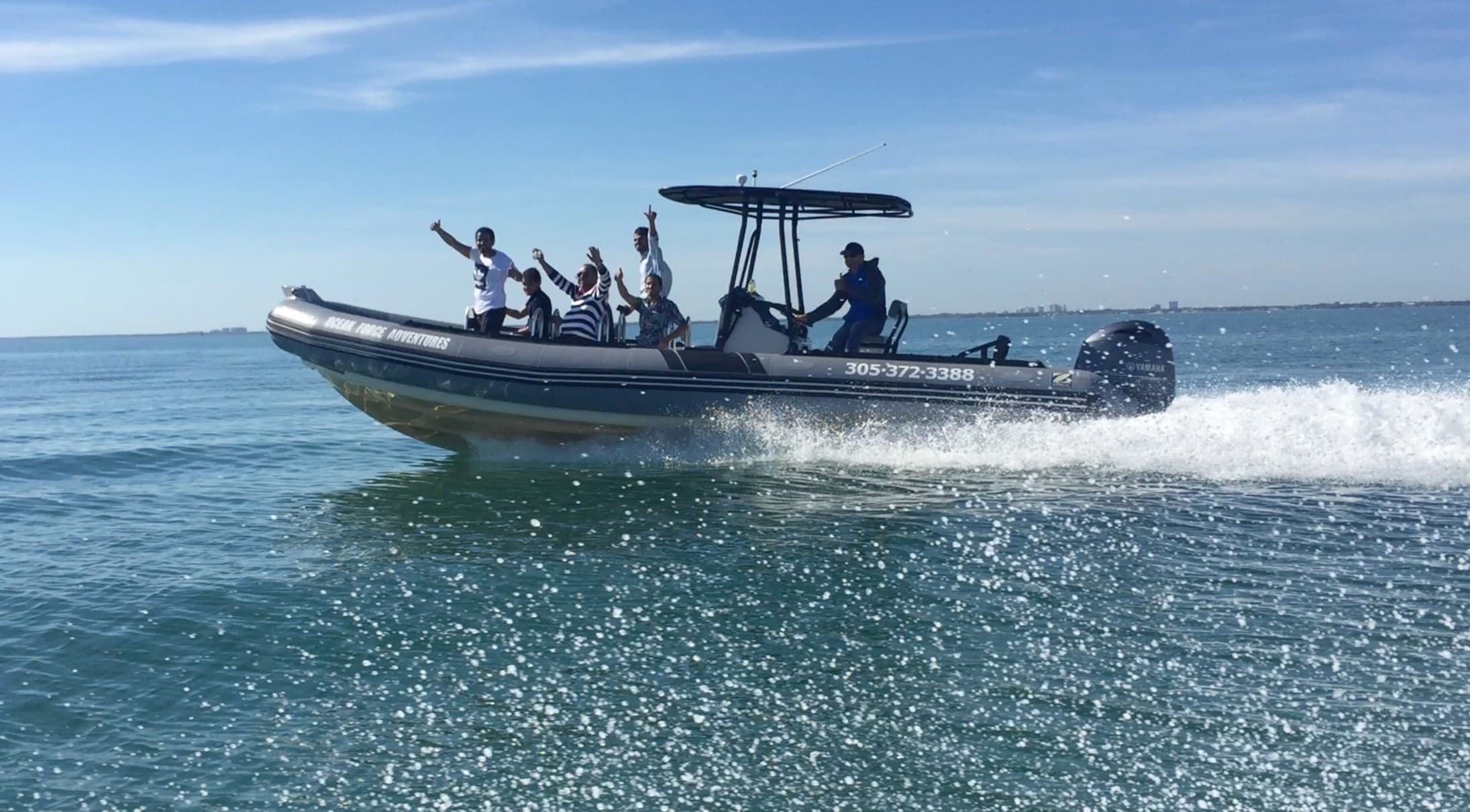 Small Group - Speed Boat Tour