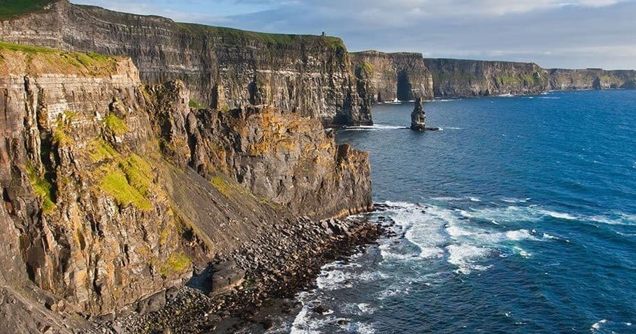 Wild Atlantic Way featuring The Cliffs of Moher Tour | Dingle to Galway