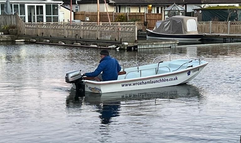 Dell Quay Dory Fishing Boat - Hire By The Hour