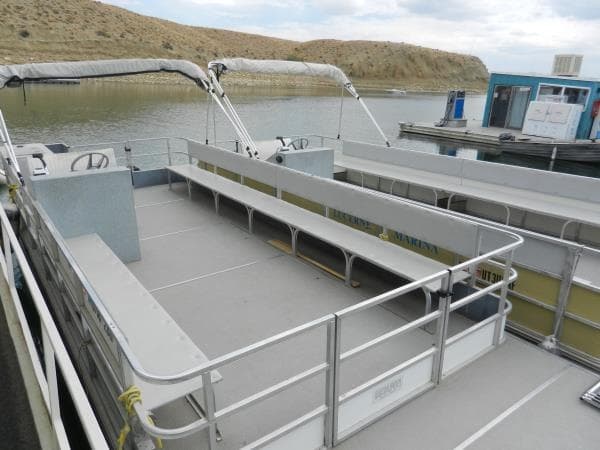 24' Patio Boat