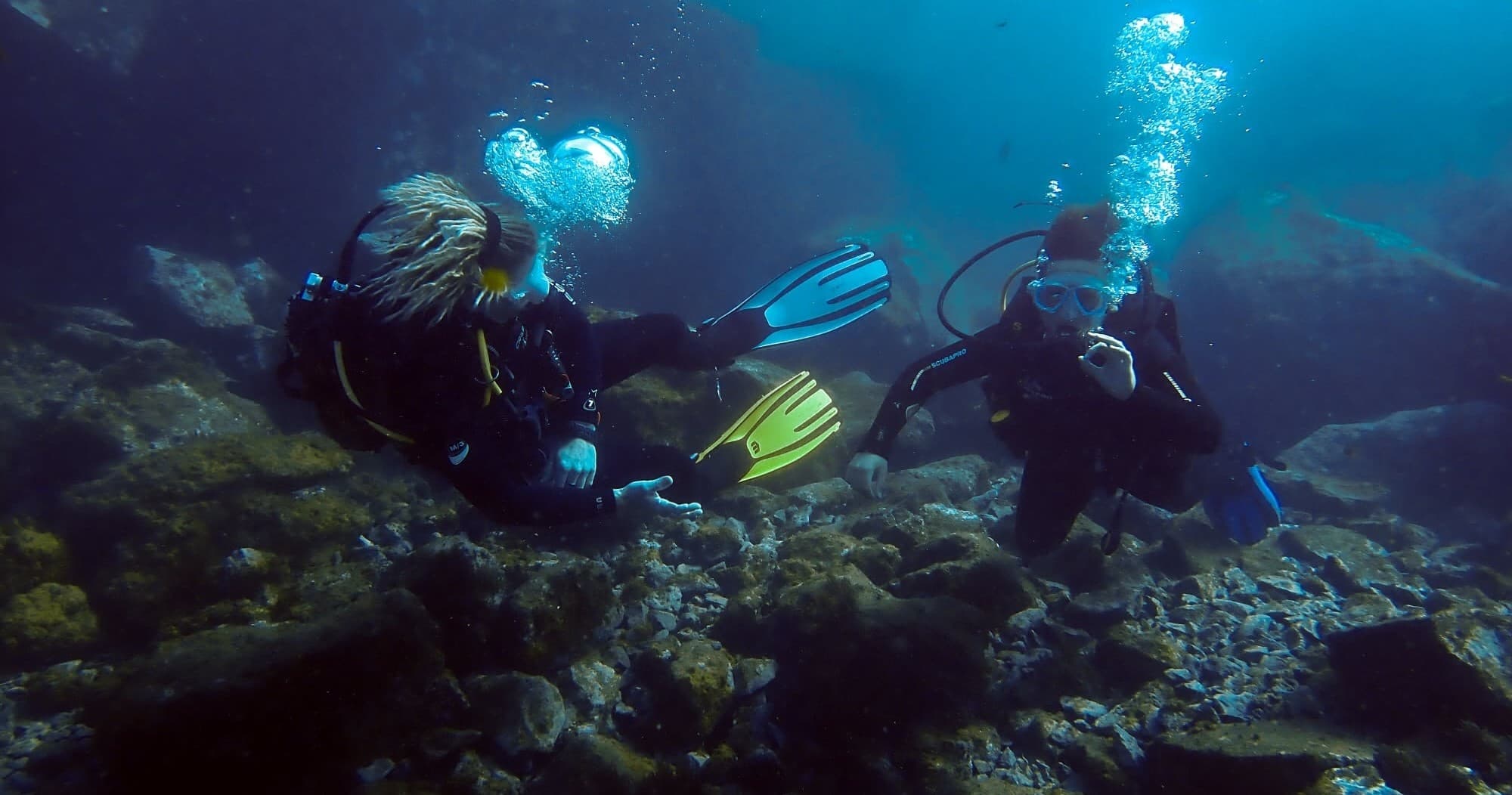 2 DAYS DIVE PROGRAM (4 DIVES)