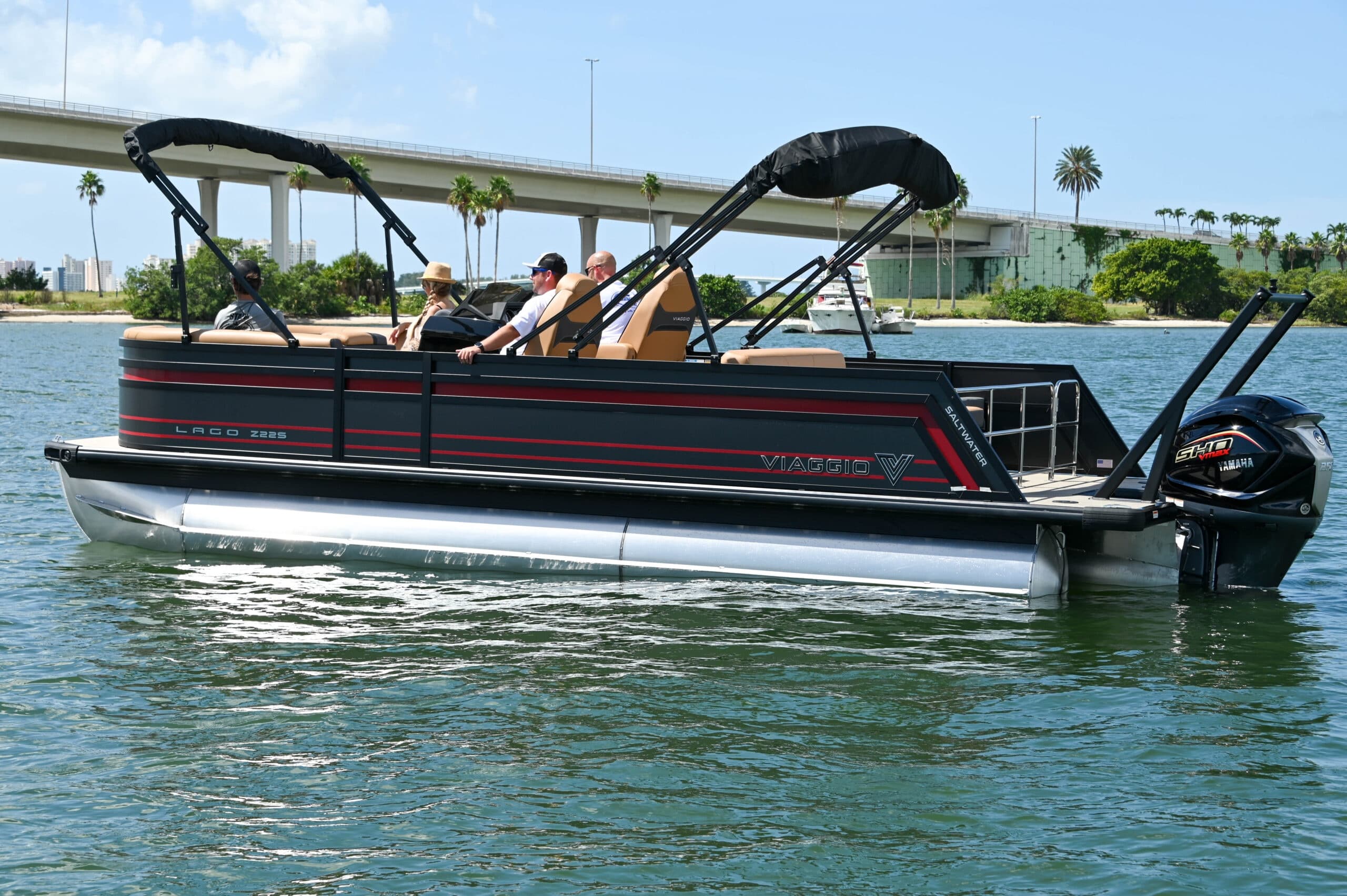 2025 Luxury Pontoon