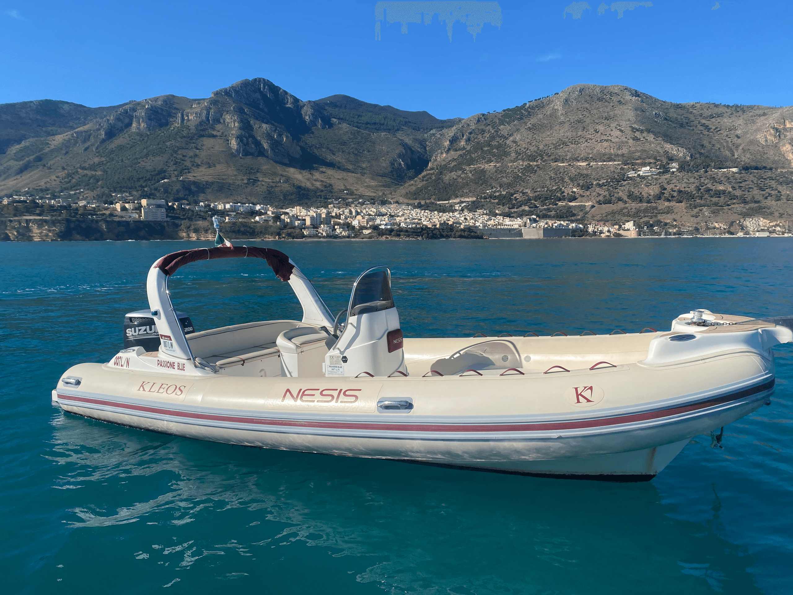 Noleggio Gommone con Skipper