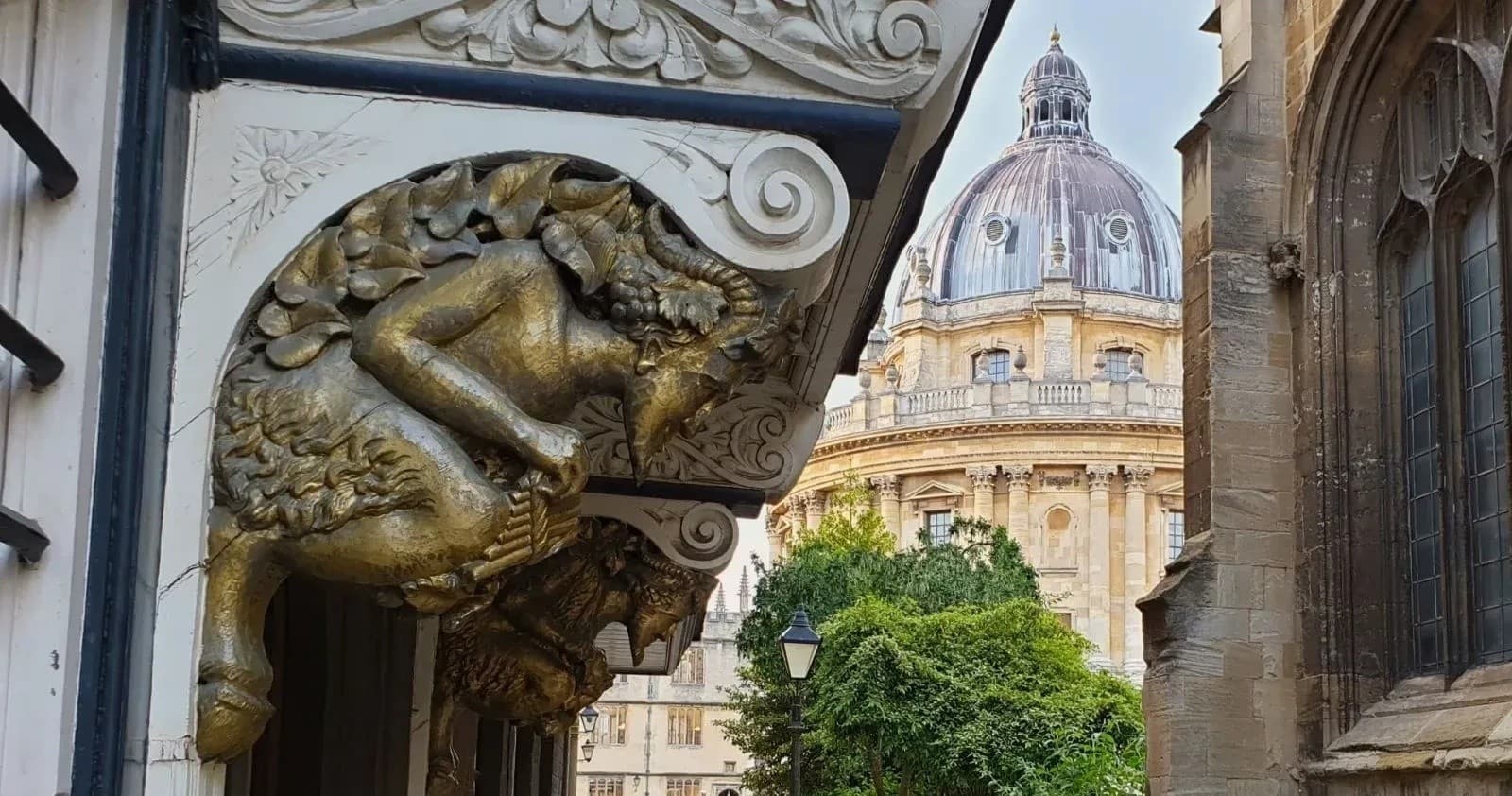 Private C. S. Lewis & Tolkien Oxford Tour with Oxford Graduate Guide