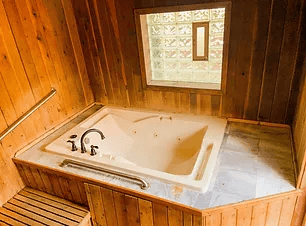 Private Tub