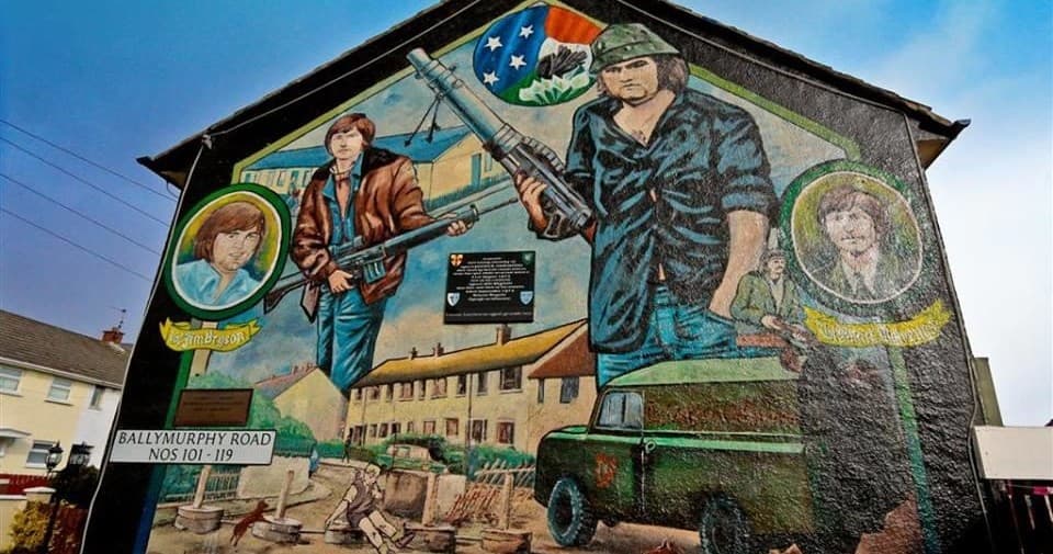 Famous Belfast Murals Private Tour