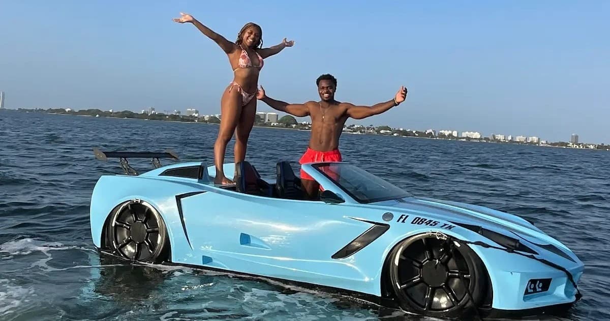 Exotic JetCar with Bluetooth Speakers