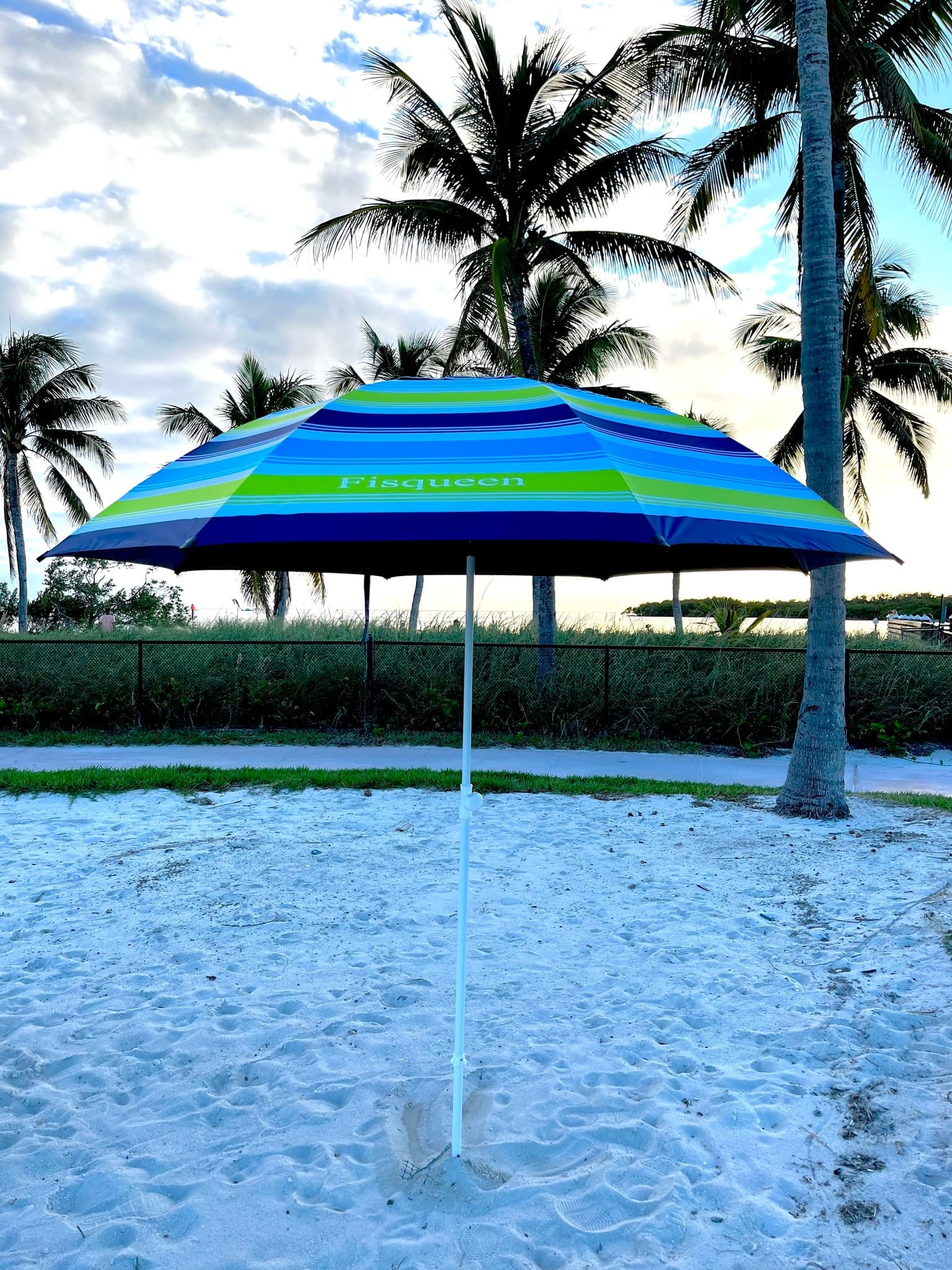 Big Umbrella Rental