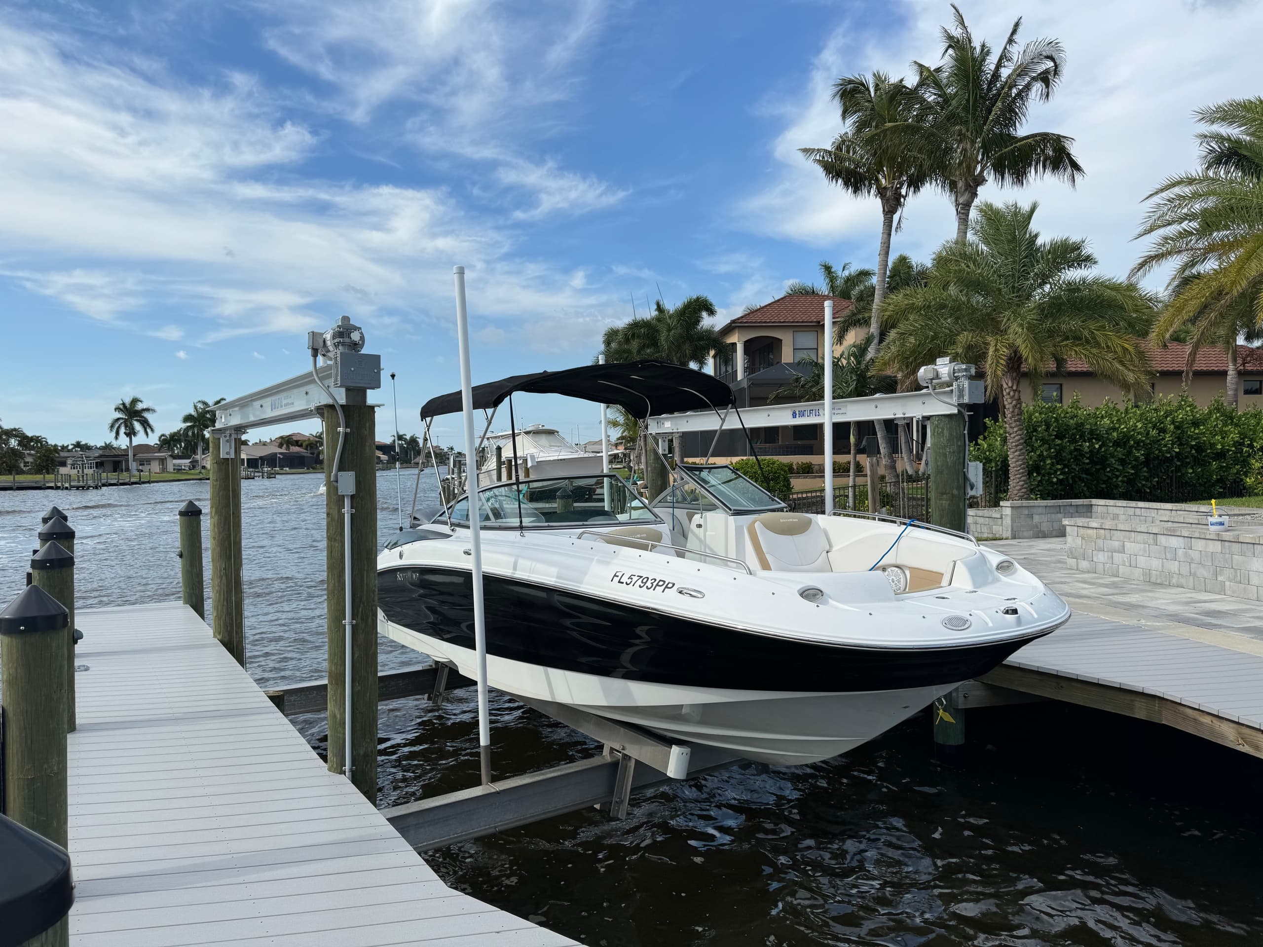 Southwind 2600/300HP