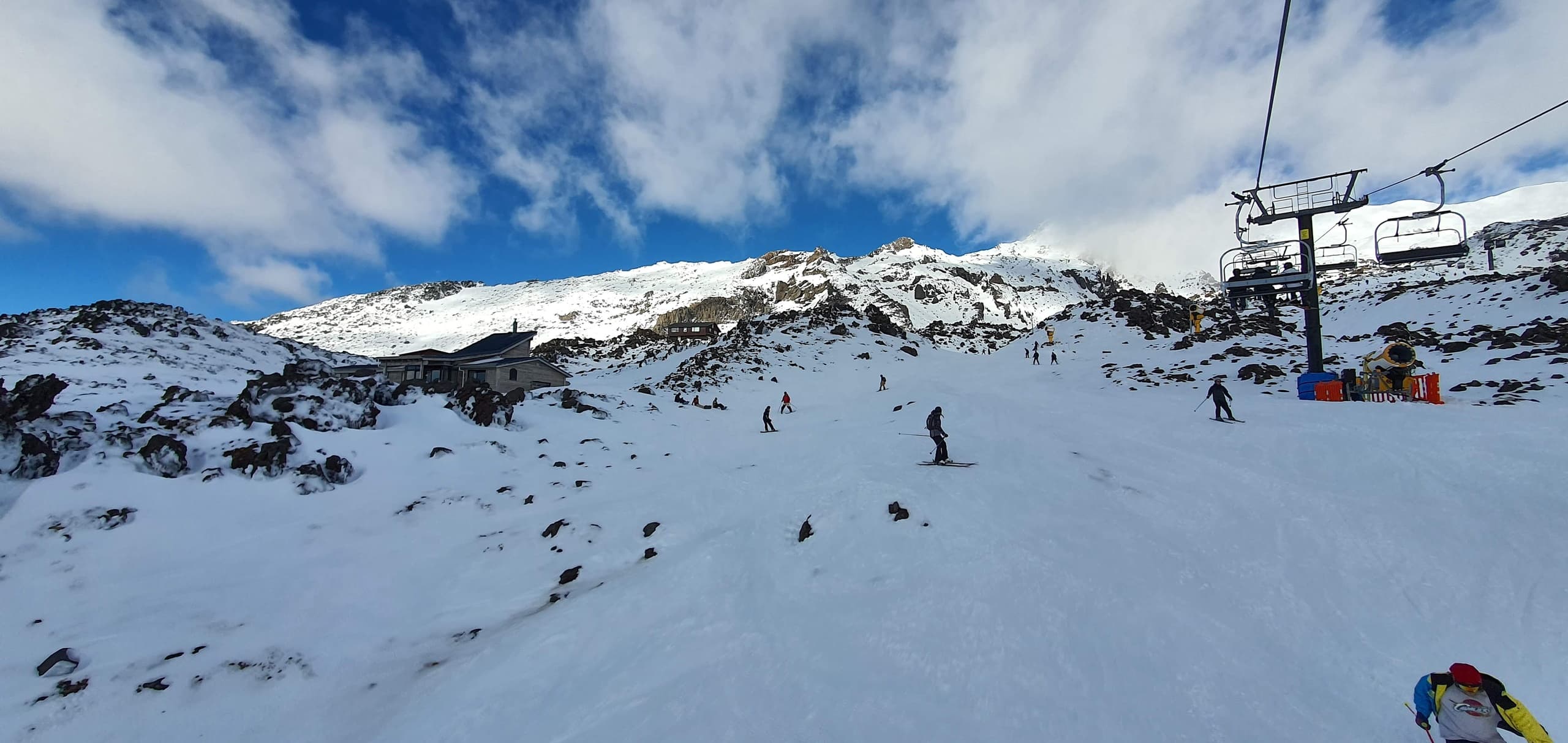 SNOW SHUTTLE -Whakapapa Holiday Park to Whakapapa Ski Field - Return trip