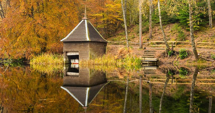 Scottish Whisky, Castles, Lochs and Waterfalls experience.