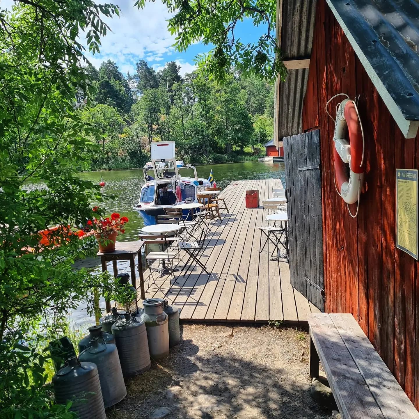 Private Archipelago Tours from Stockholm - 7-12 People