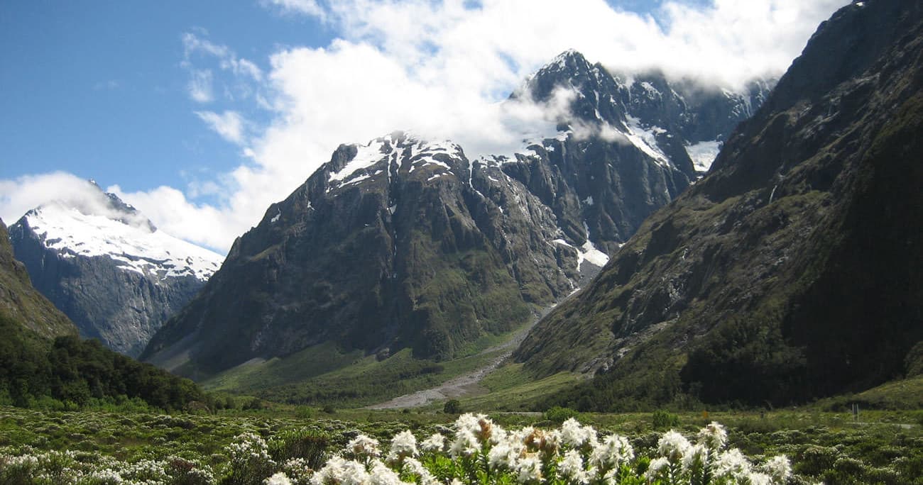 From Queenstown – Small Boutique Tour with Picnic Lunch Included