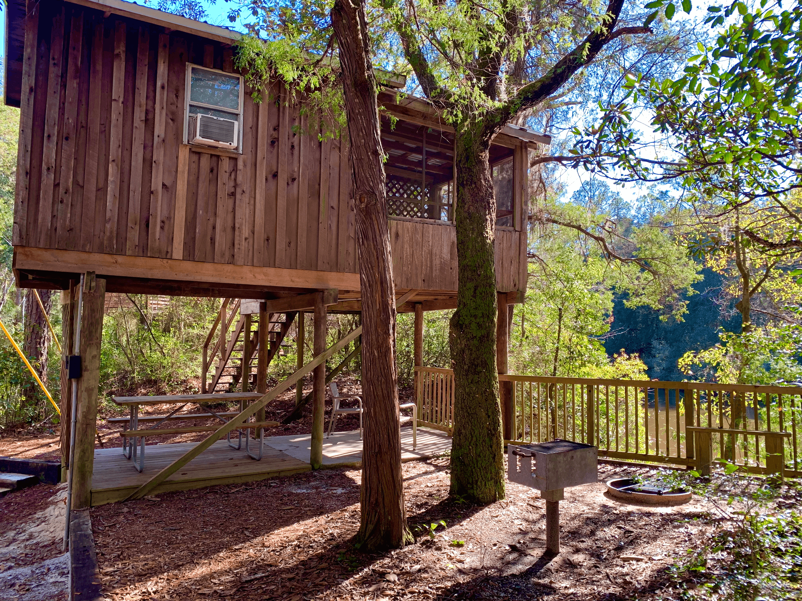 Honeysuckle Cabin