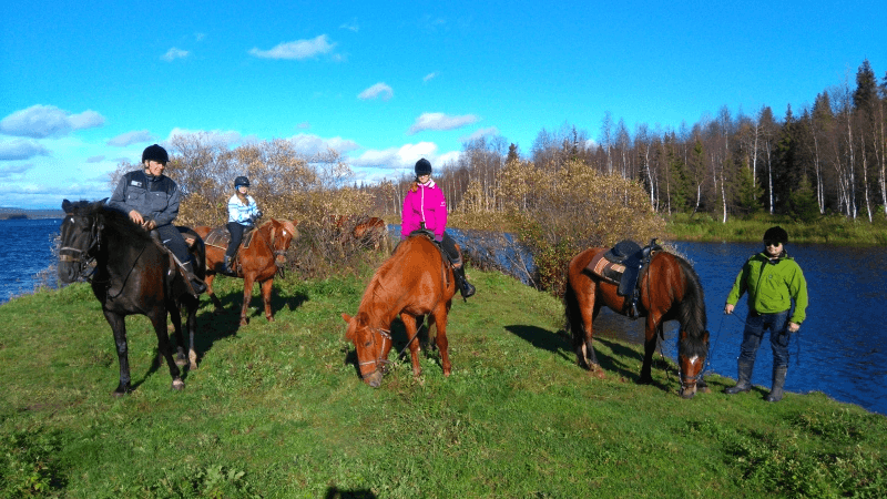 Simo 1-Hour Trail Ride with transport
