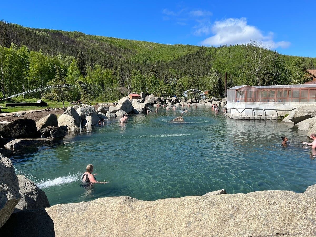 Chena Hot Springs Day Tour