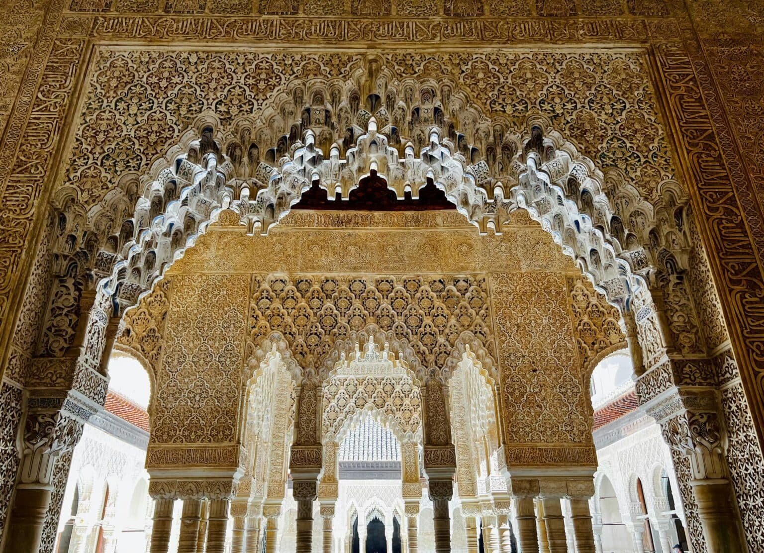 Paseo Privado de la Alhambra y Palacios Nazaríes