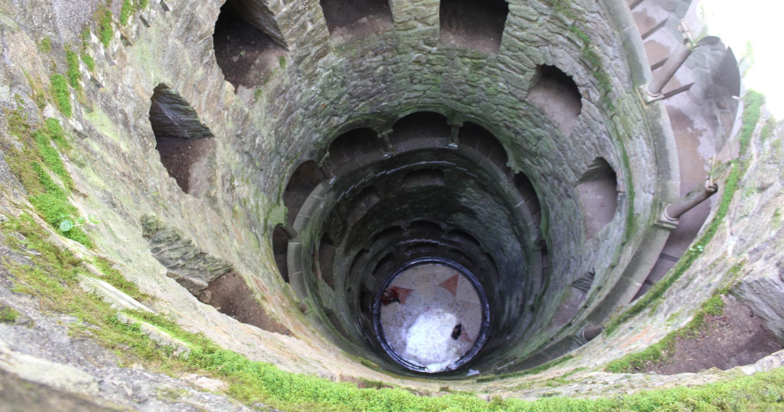 Sintra with Wine Tasting & Regaleira