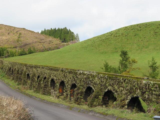 Full-Day Sete Cidades Jeep Tour and Serra Devassa Walking Trail