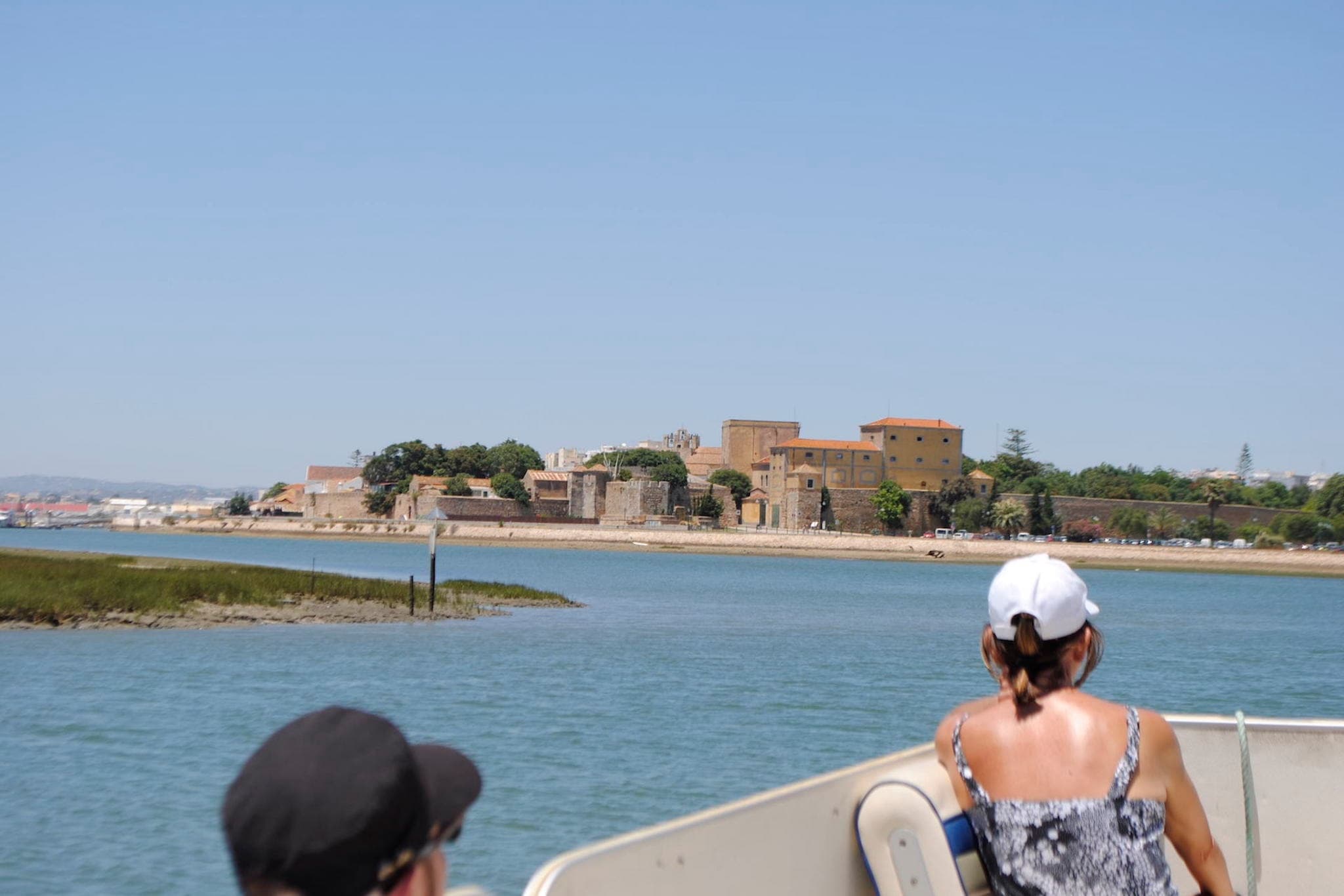 Scenic Short Boat Tour in Ria Formosa from Faro