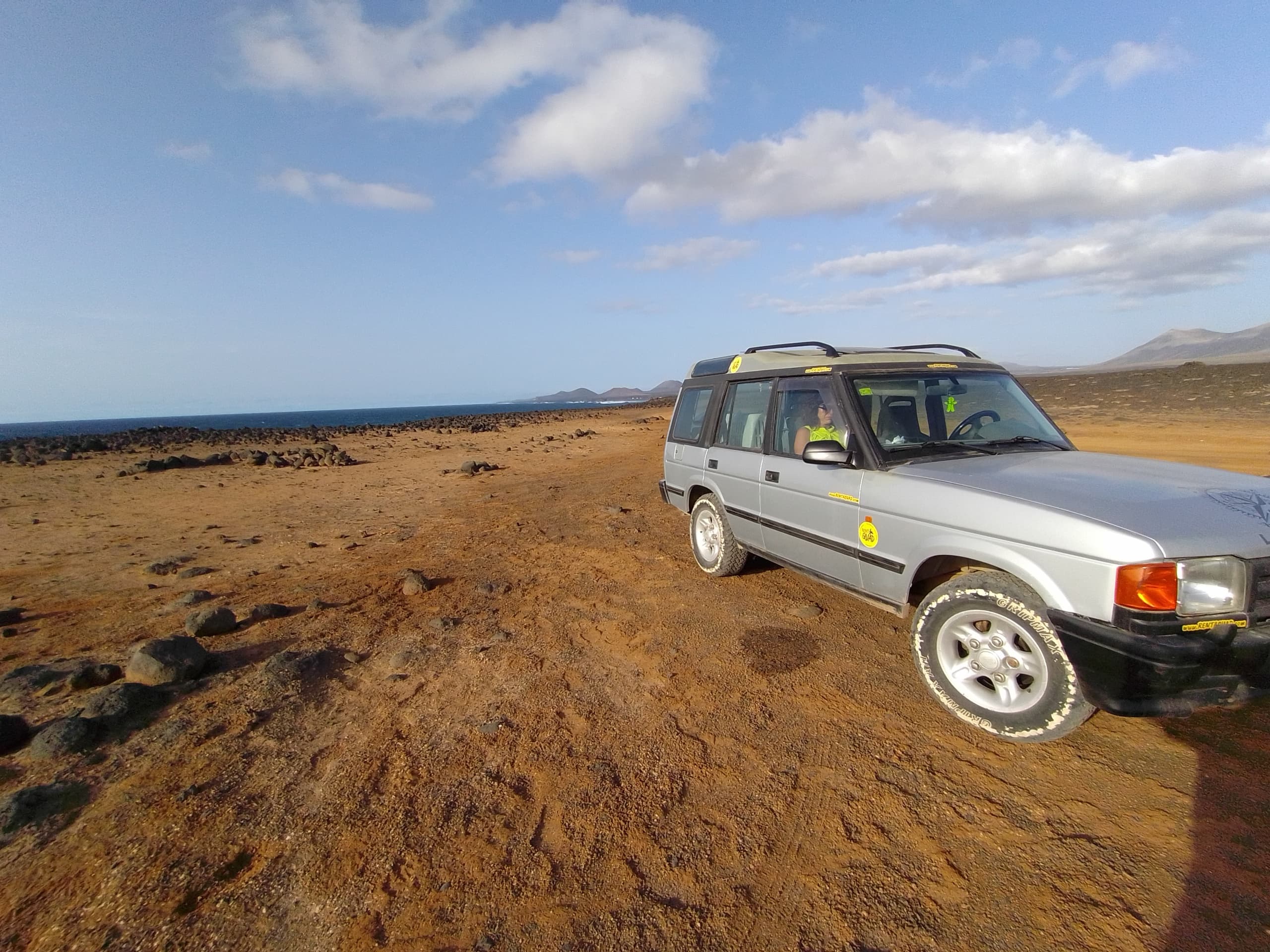 LR DISCOVERY 4X4LANZAROTE PRIVATE TOUR SOUTH