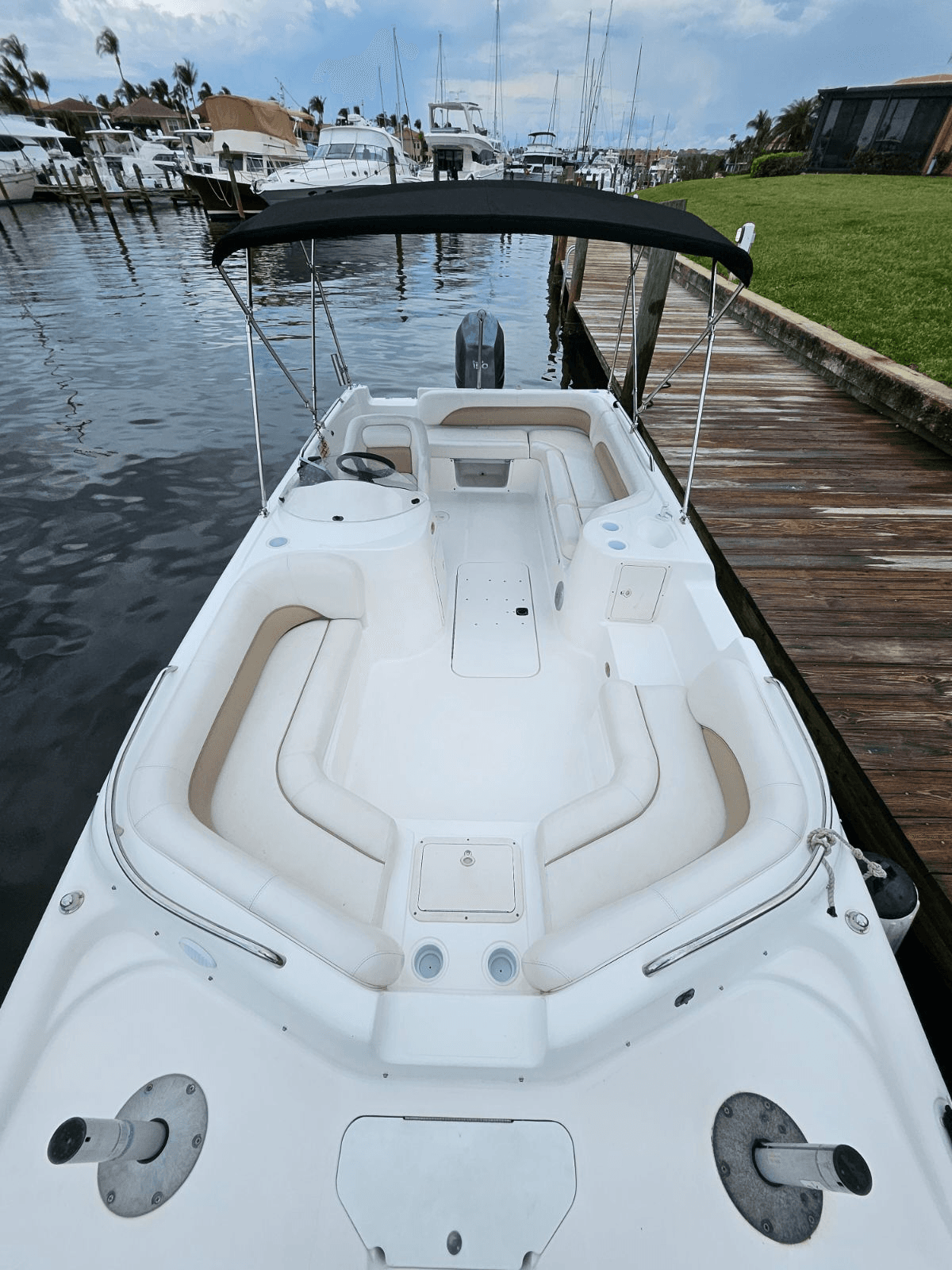 22ft Hurricane Deck Boat 201 OB