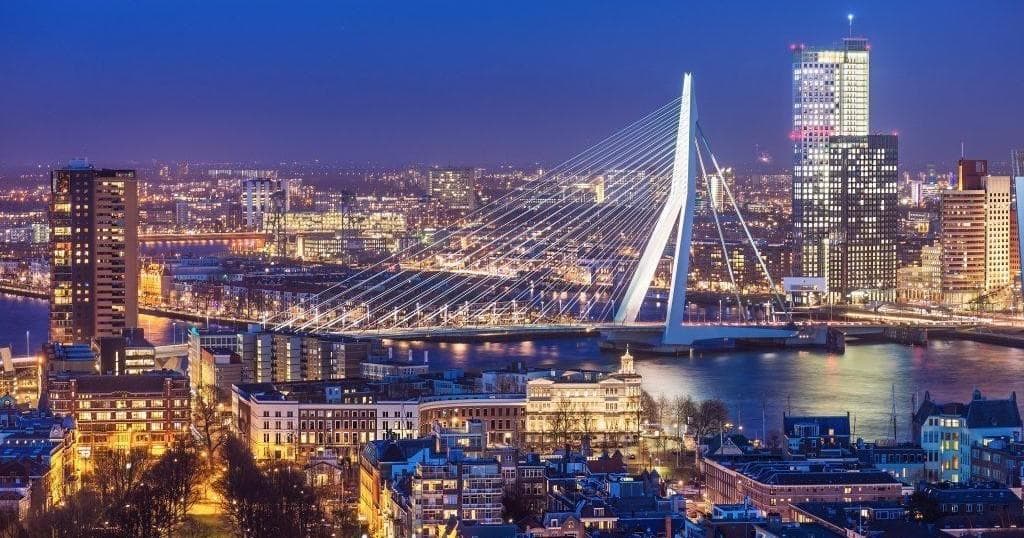 Excursión Privada Róterdam - La Haya y Scheveningen