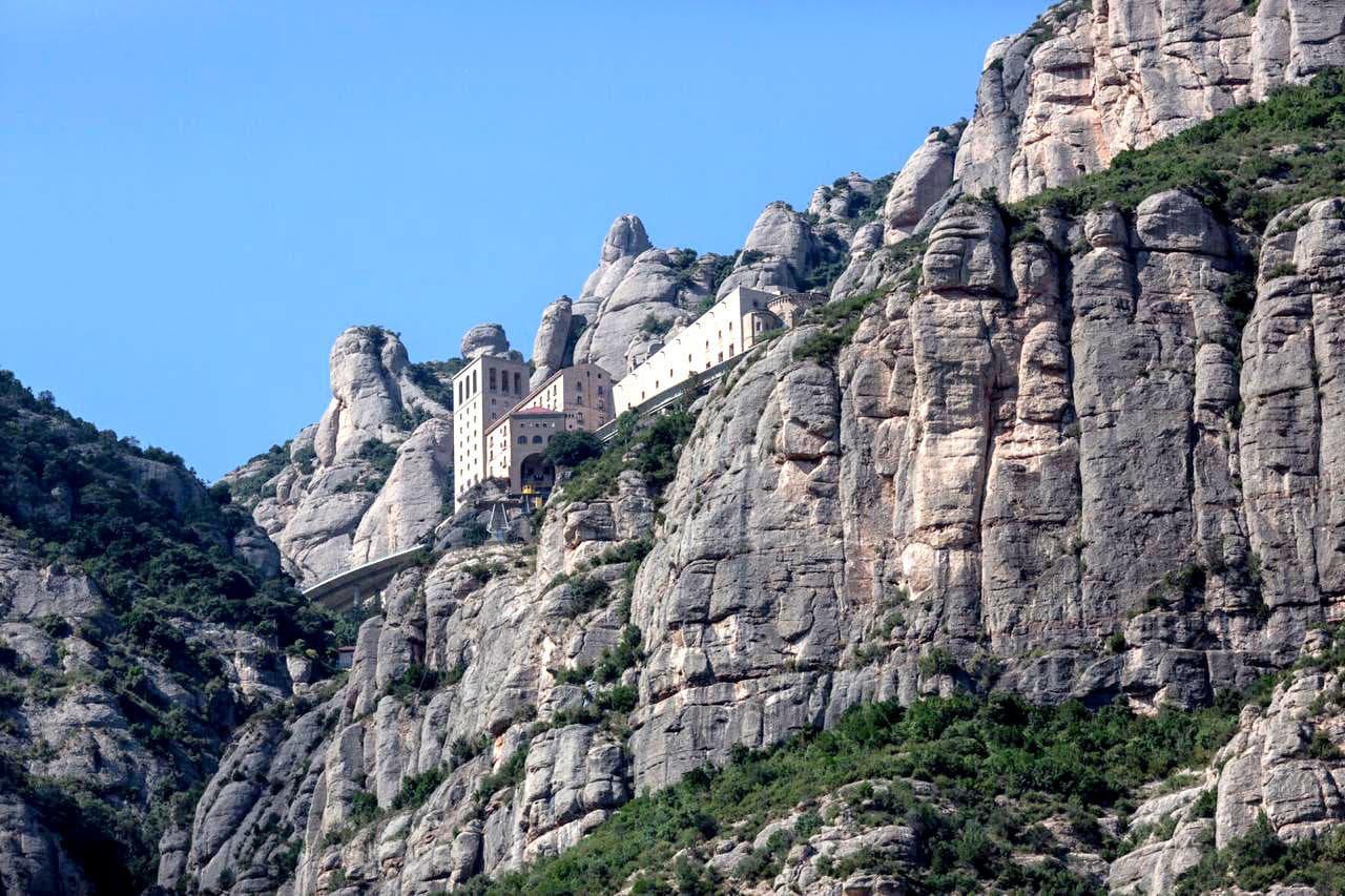 Barcelona & Montserrat Day Trip