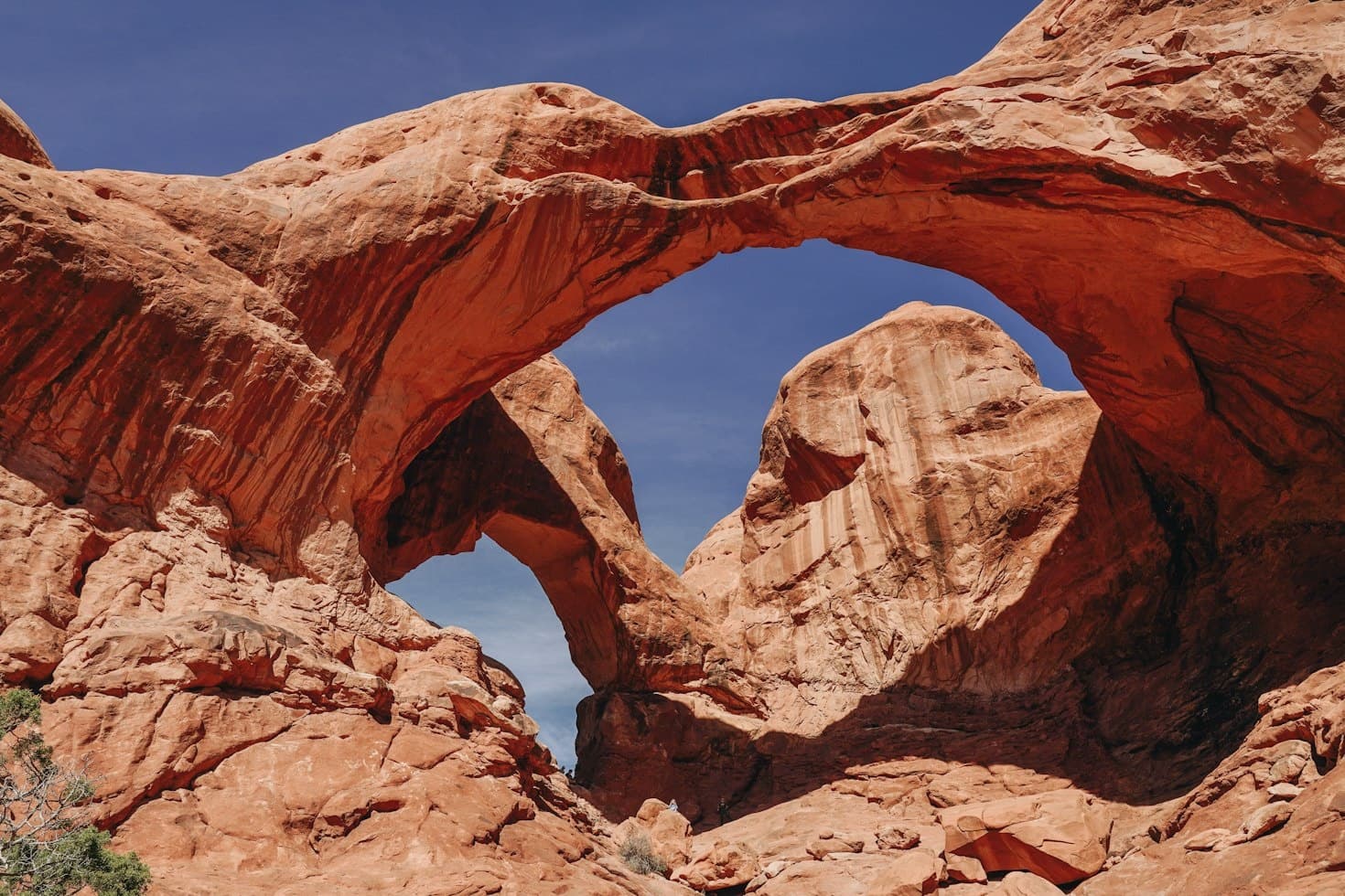 Arches Full Day Small Group Tour & Hike