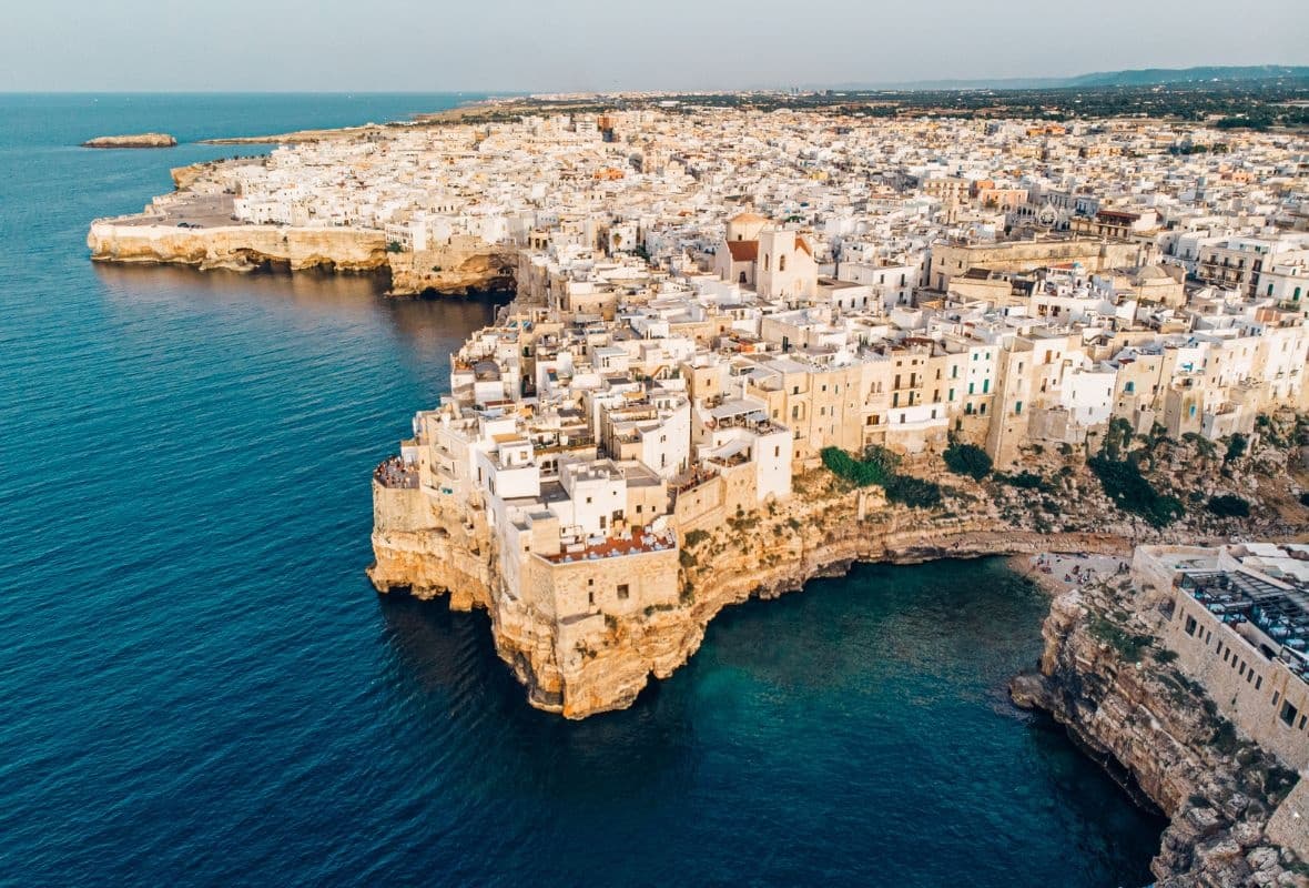 From Bari: Polignano a Mare and Caves of Castellana Guided Tour with Transfer