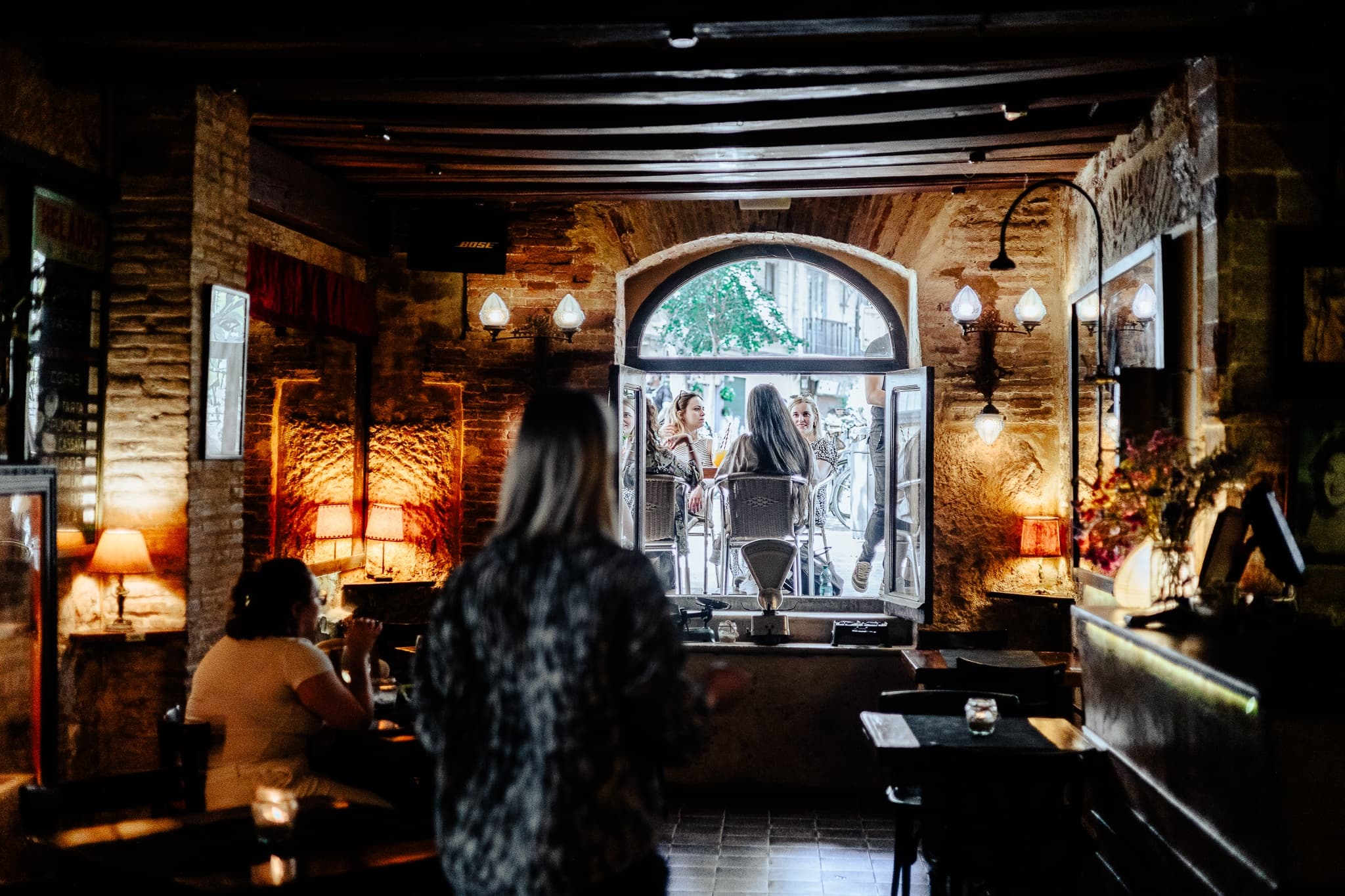 Local Tapas & Wine Experience