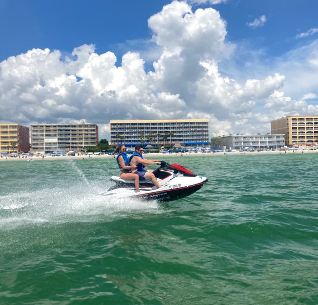 30 Minute Freestyle Jet Ski Rental