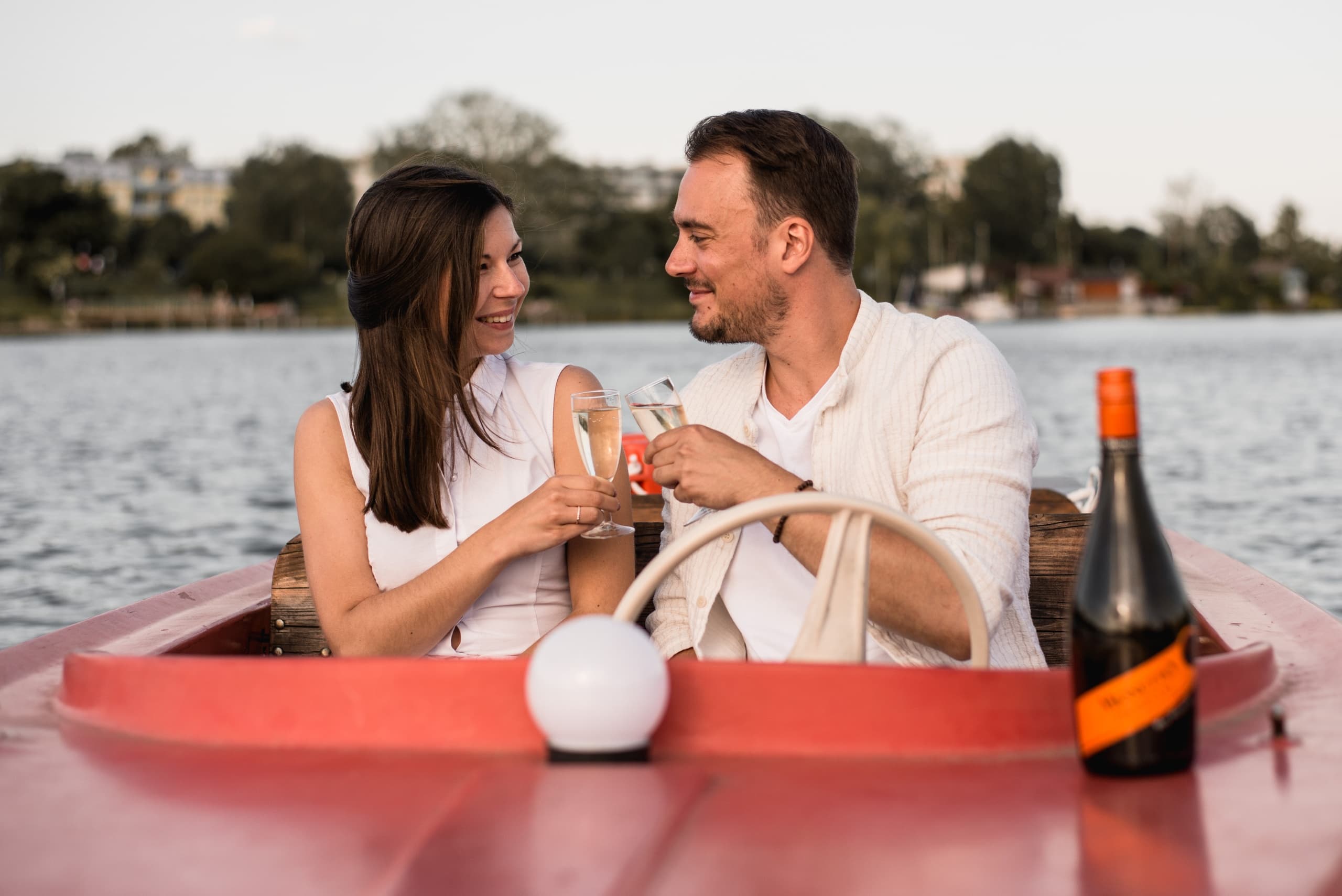 Boot fahren Wien - Alte Donau mal anders inkl. Prosecco