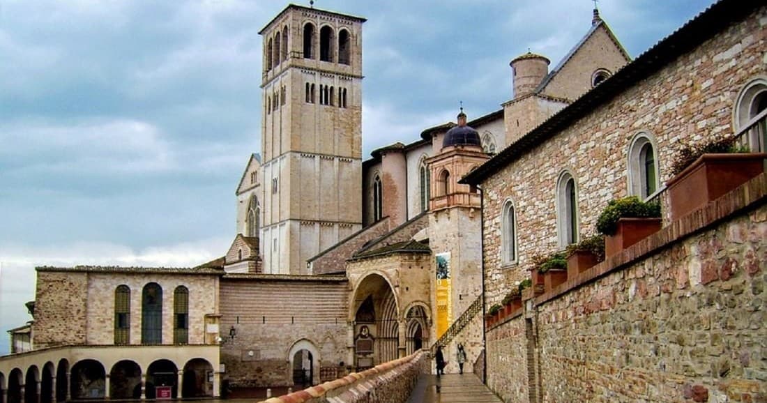 ASSISI FULL DAY TOUR INCLUDING BASILICA OF ST. FRANCIS AND PORZIUNCOLA