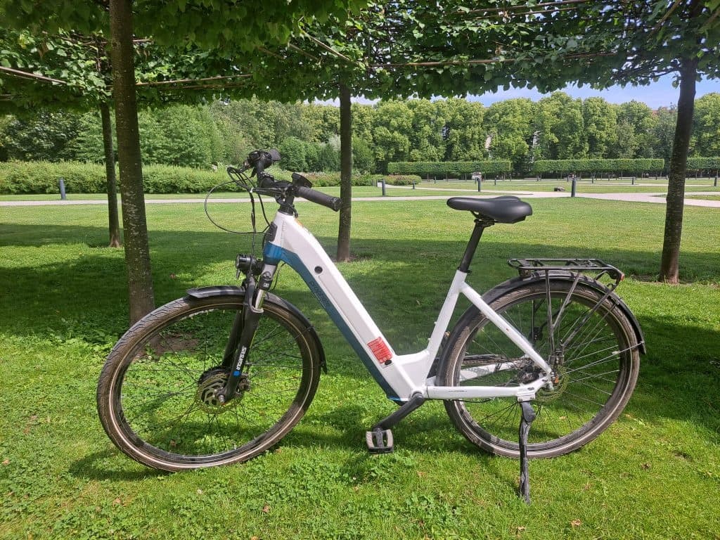 Electric Bicycle Rental