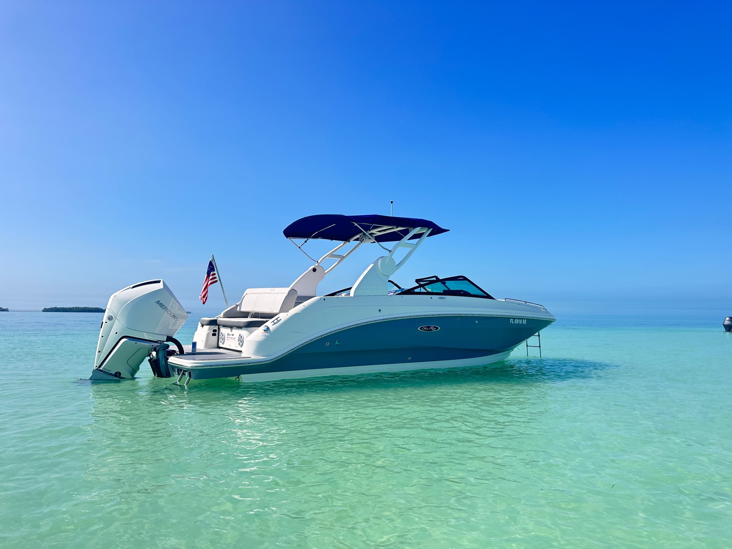 SeaRay 25ft 3/4 Day 6hrs