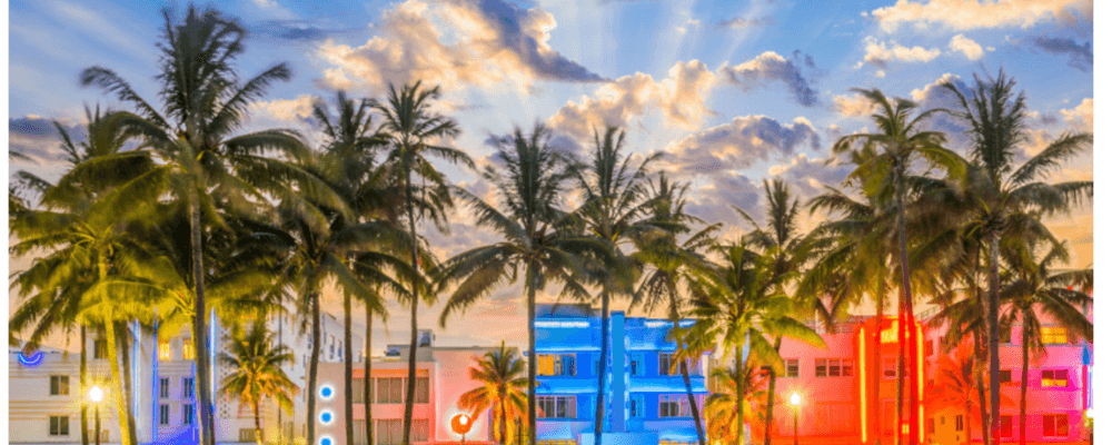 Art Deco Tour: Step Back in Time to the Roaring Twenties