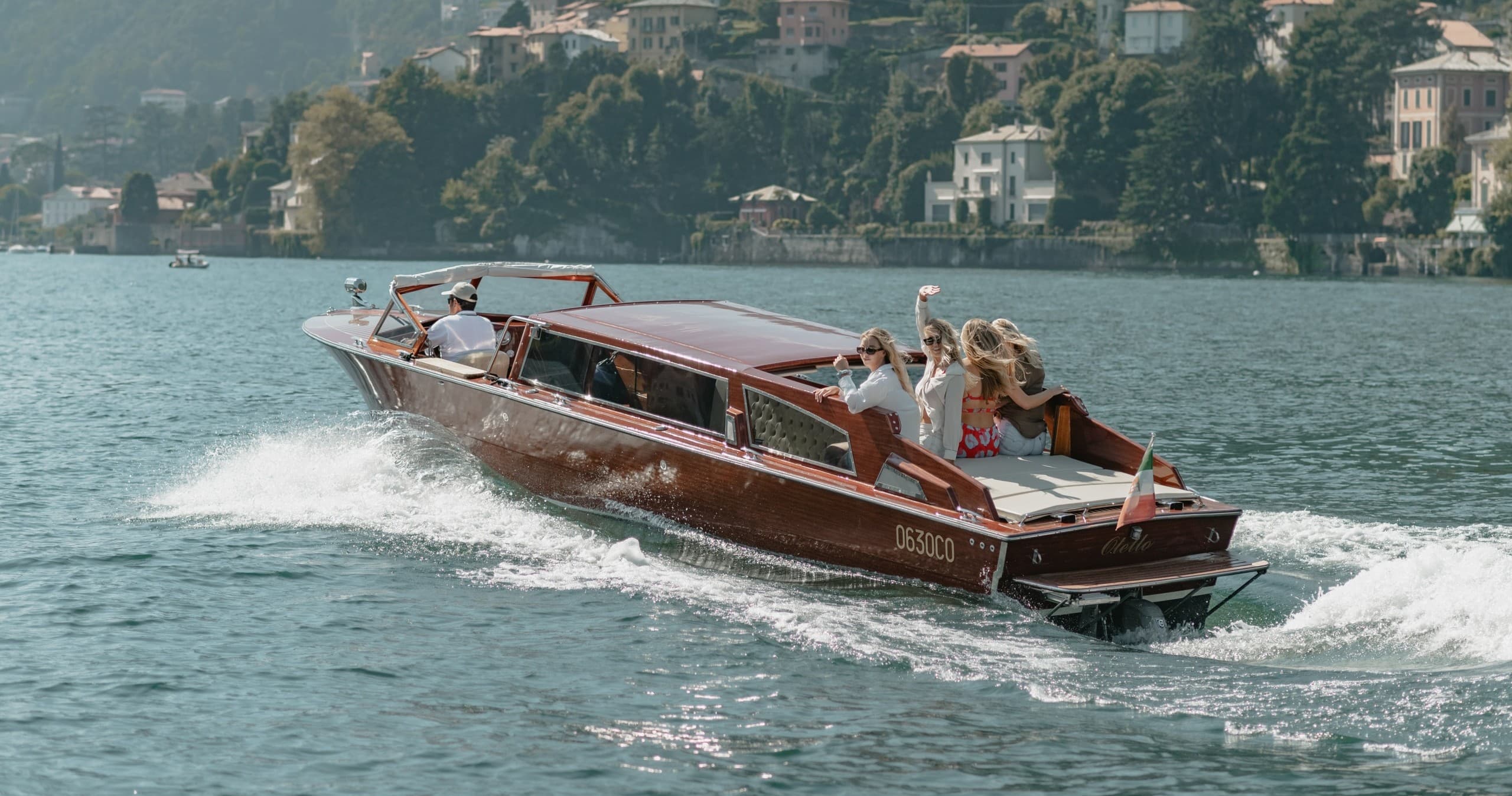 Venetian Limousine - Wonder Lake Tour