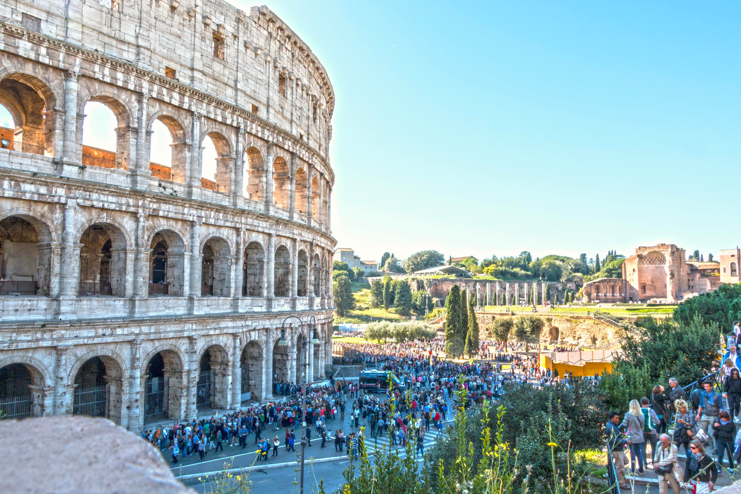 Colosseum, Palatine Hill & Roman Forum Tour