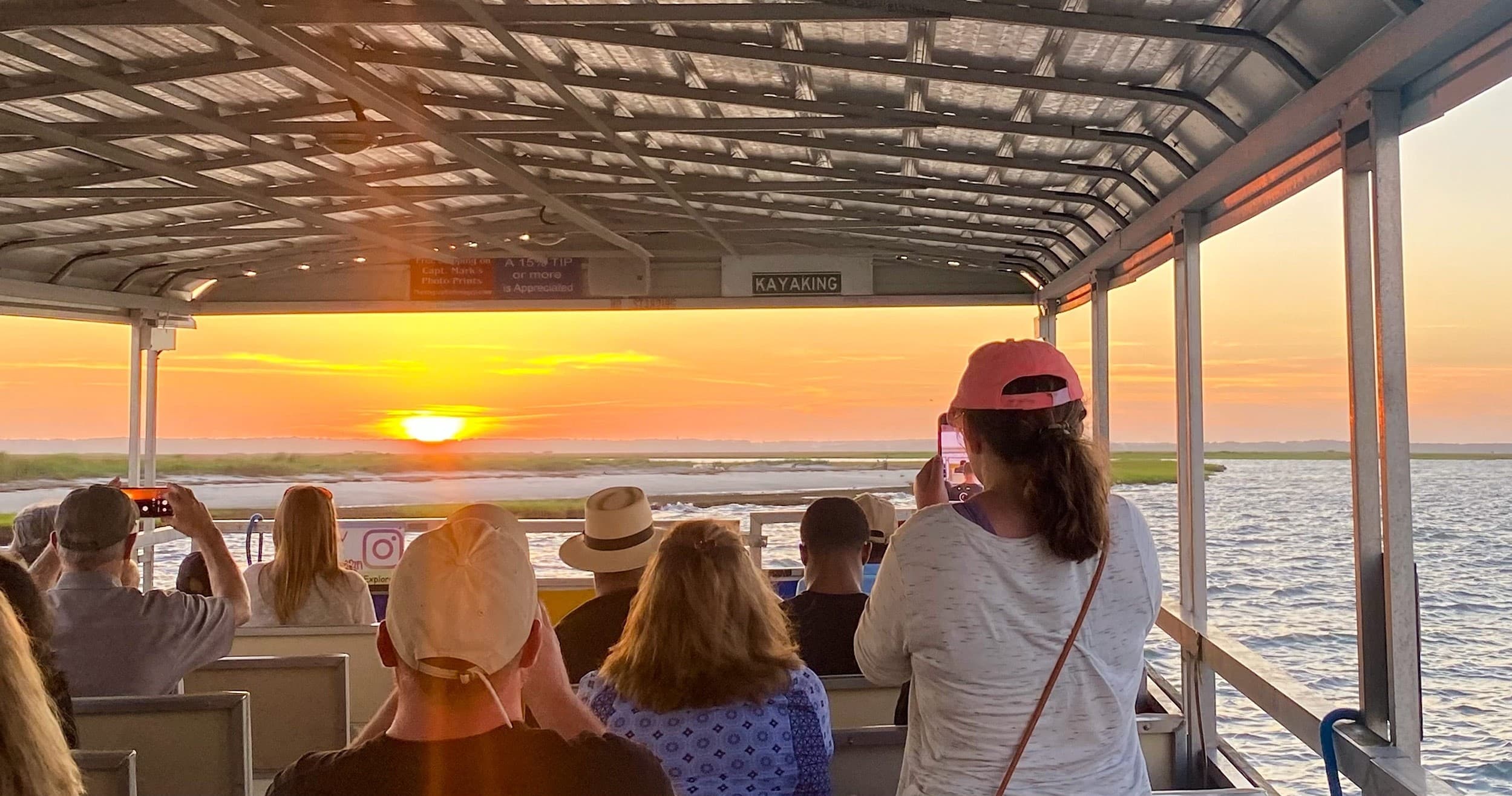 SUNSET WILDLIFE CRUISE