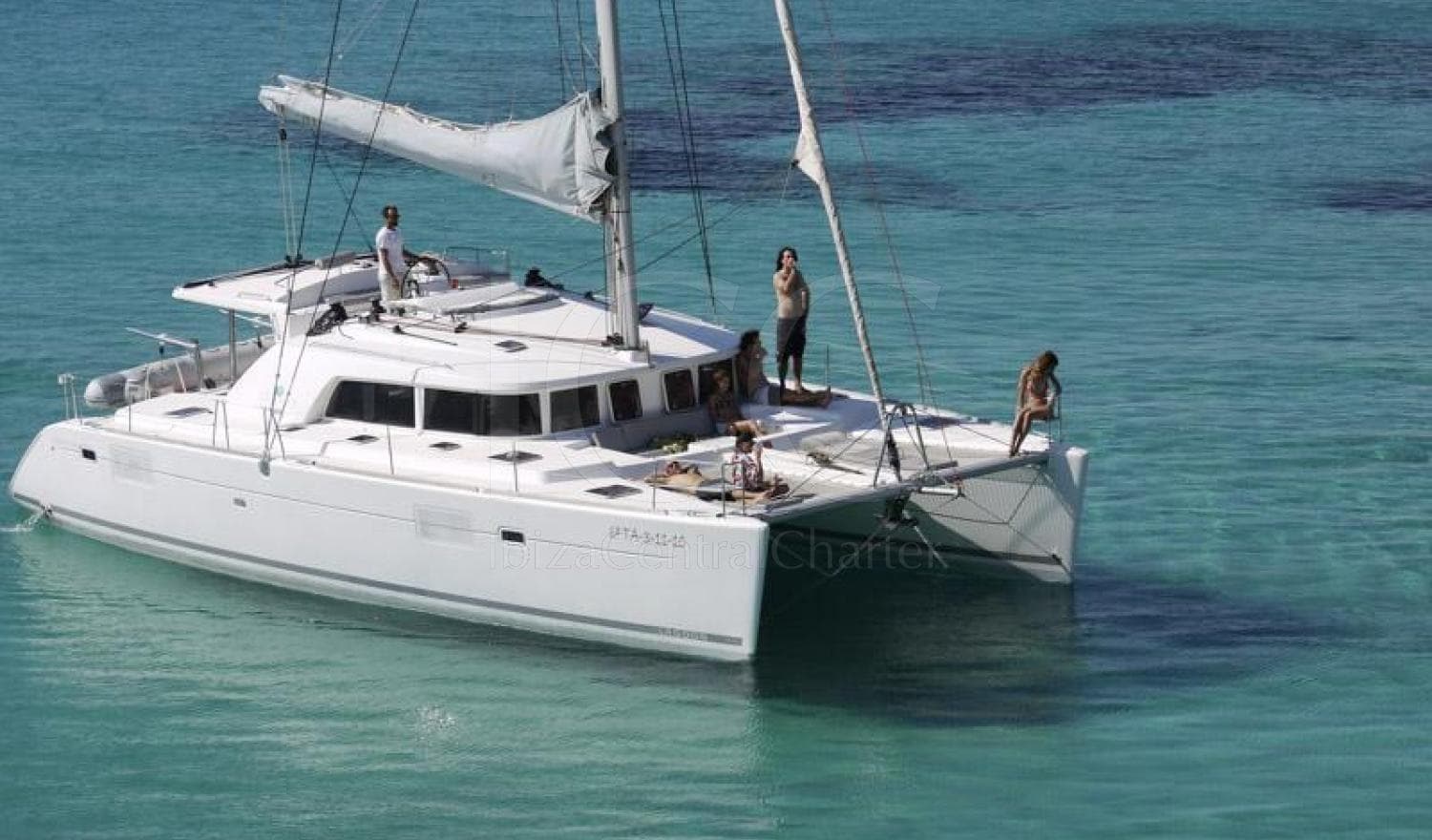 Catamaran Exclusivo Lagoon
