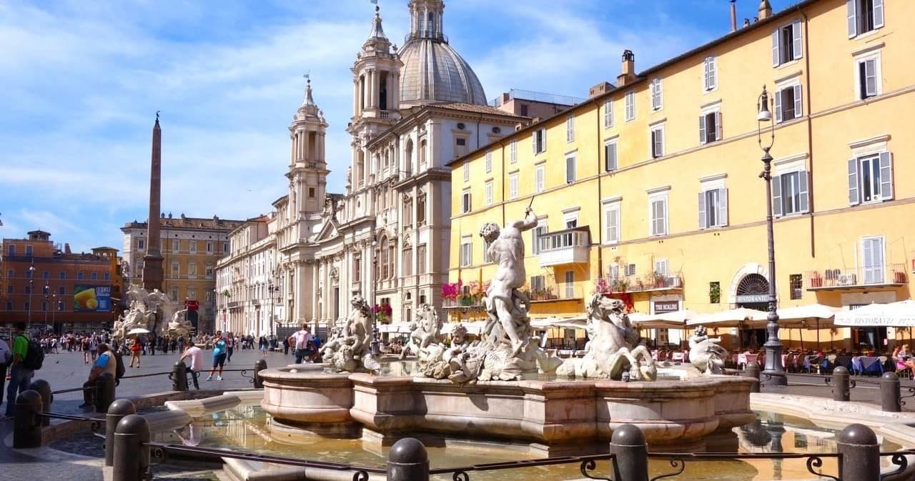 Plazas y Fuentes de Roma