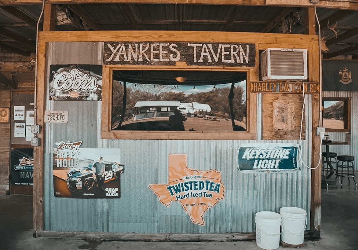 Yankee's Tavern | 4 Hour Self-Guided Tour