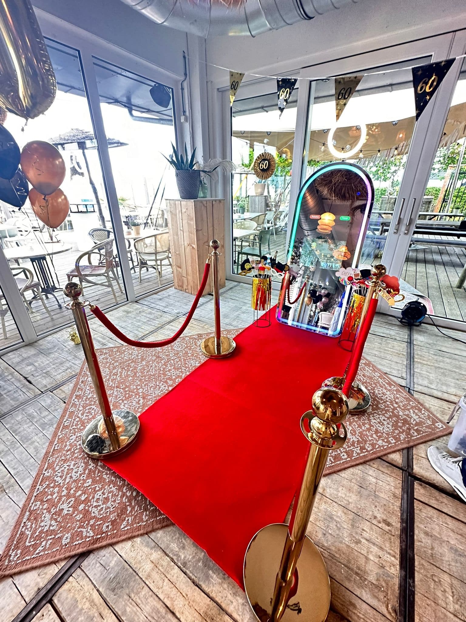 Mirror Booth: VIP Exclusive