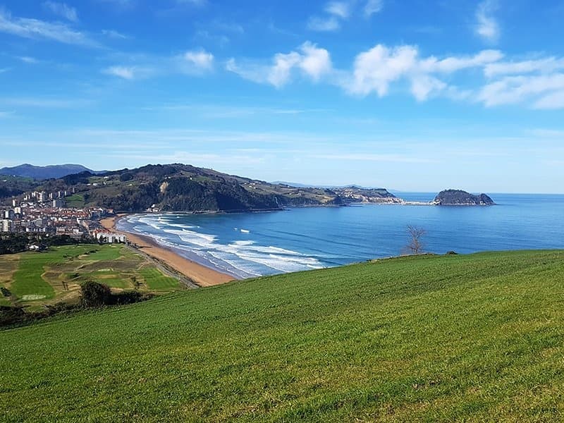 The Camino Along Vineyards: Txakoli Route Hiking Tour
