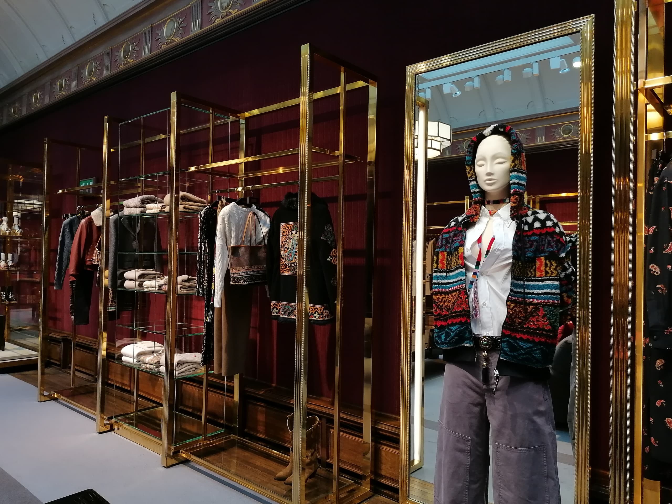 Unique Boutiques Full-Day Experience