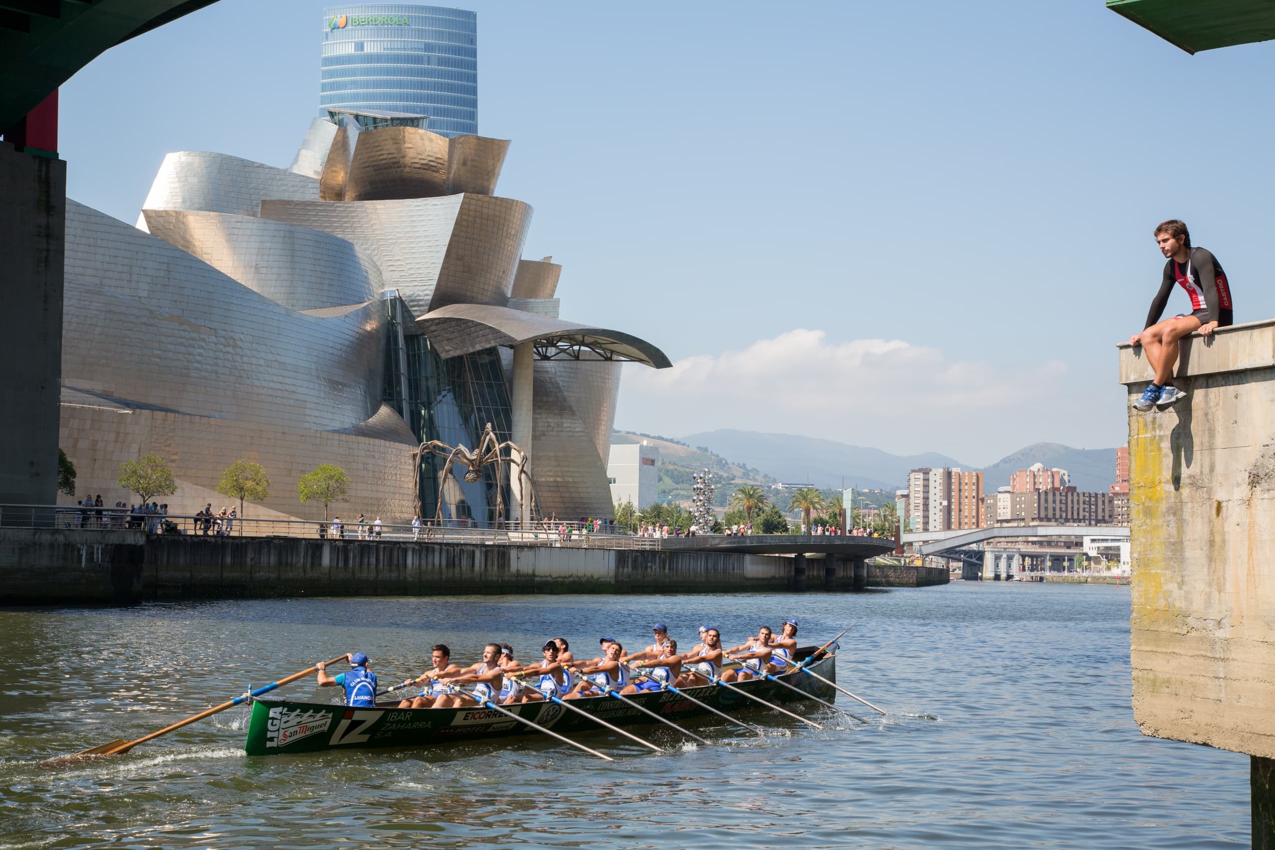 Tour privado a Bilbao, Gaztelugatxe y Guggenheim desde San Sebastian