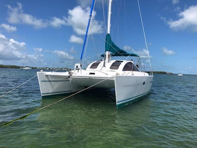 Sailing Catamaran 4 Hour Day Trip