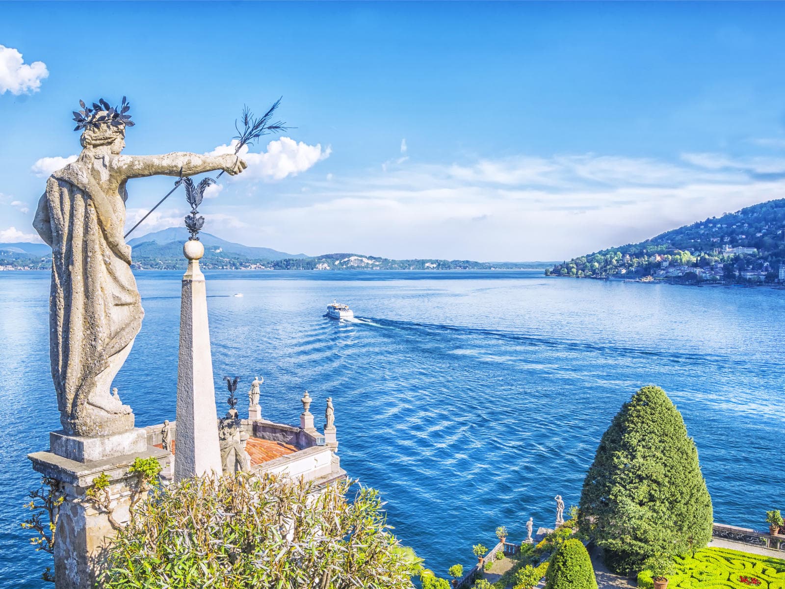 Private Full-Day Stresa and Borromean Islands Tour