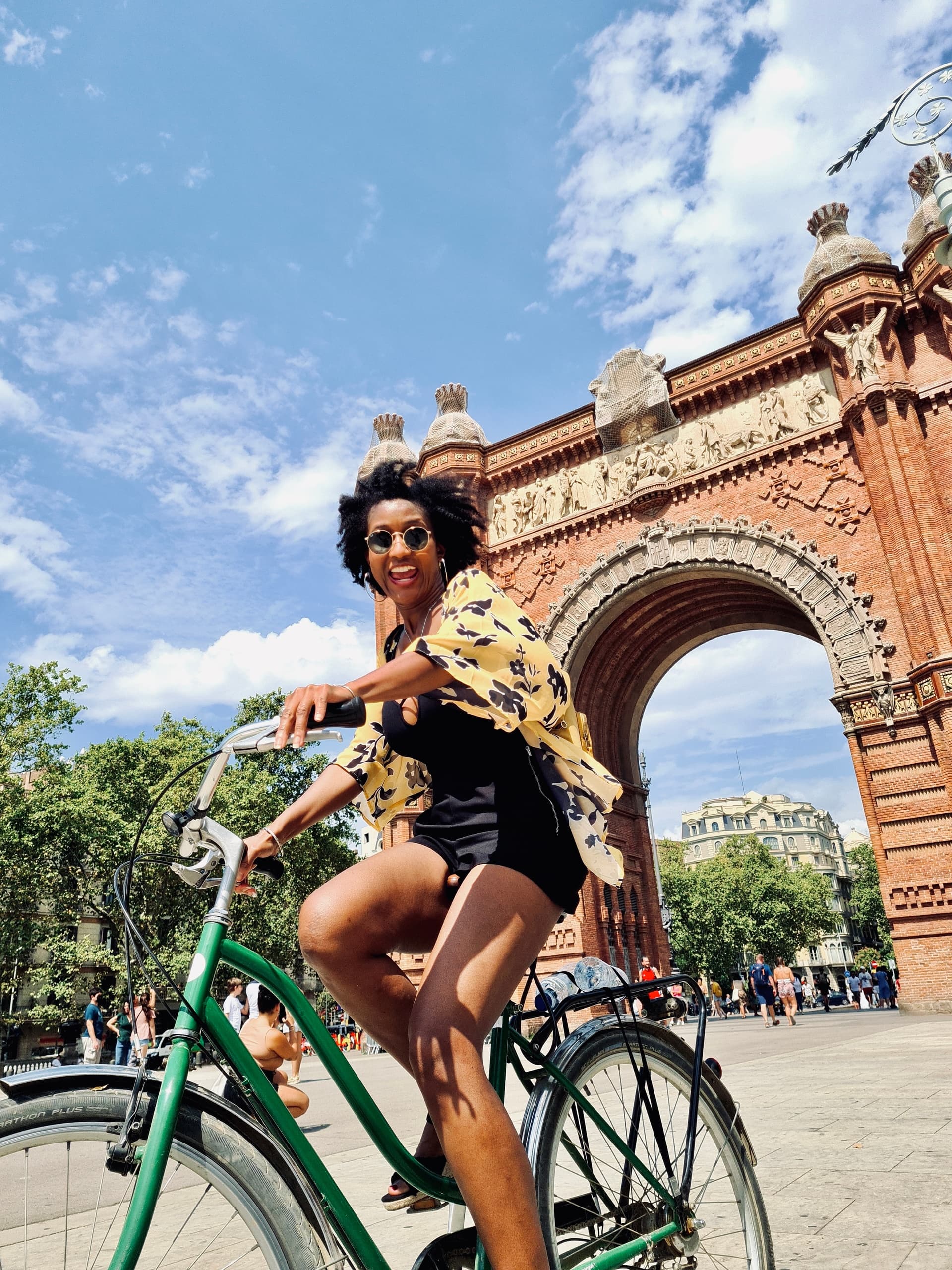 Sightseeing by Bike Photo-Shooting